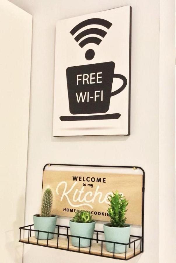 Bed&Coffee Napoli - Scarlatti Apartment Екстериор снимка