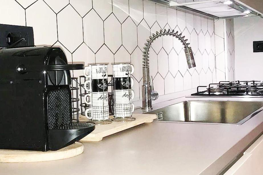 Bed&Coffee Napoli - Scarlatti Apartment Екстериор снимка