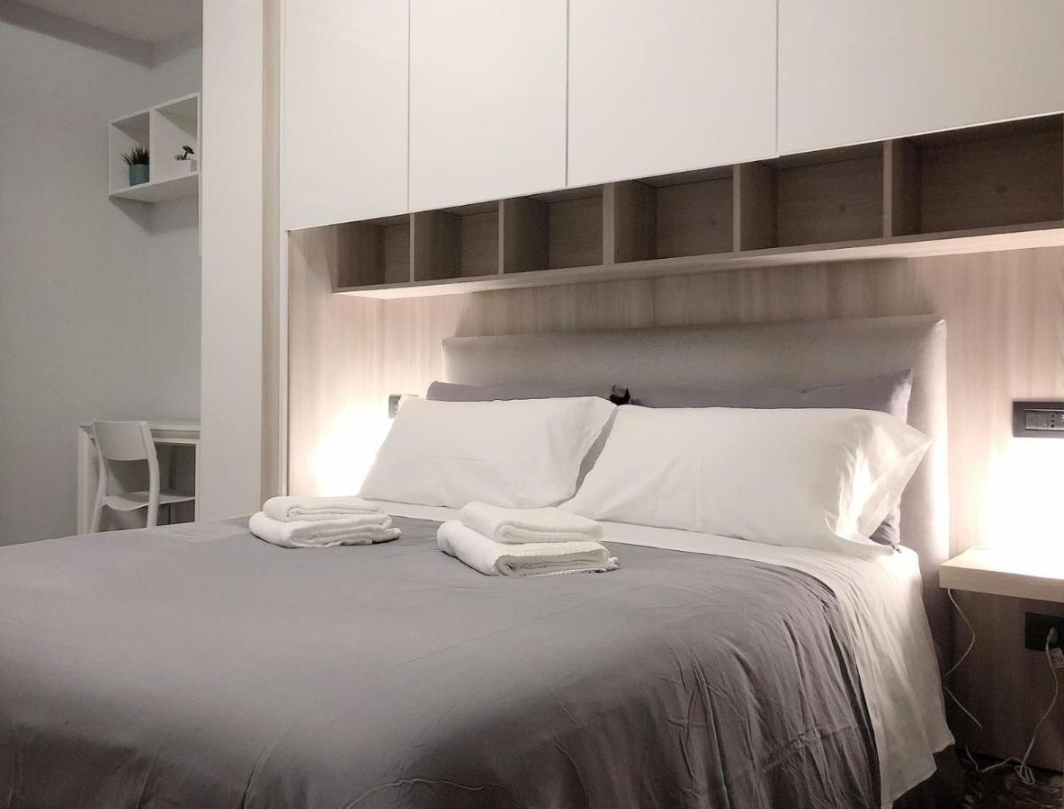 Bed&Coffee Napoli - Scarlatti Apartment Екстериор снимка